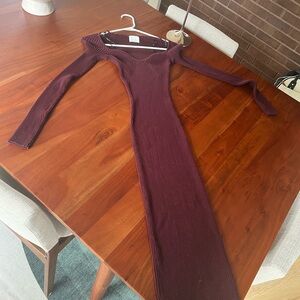 H&M Burgundy Long Sleeve Dress